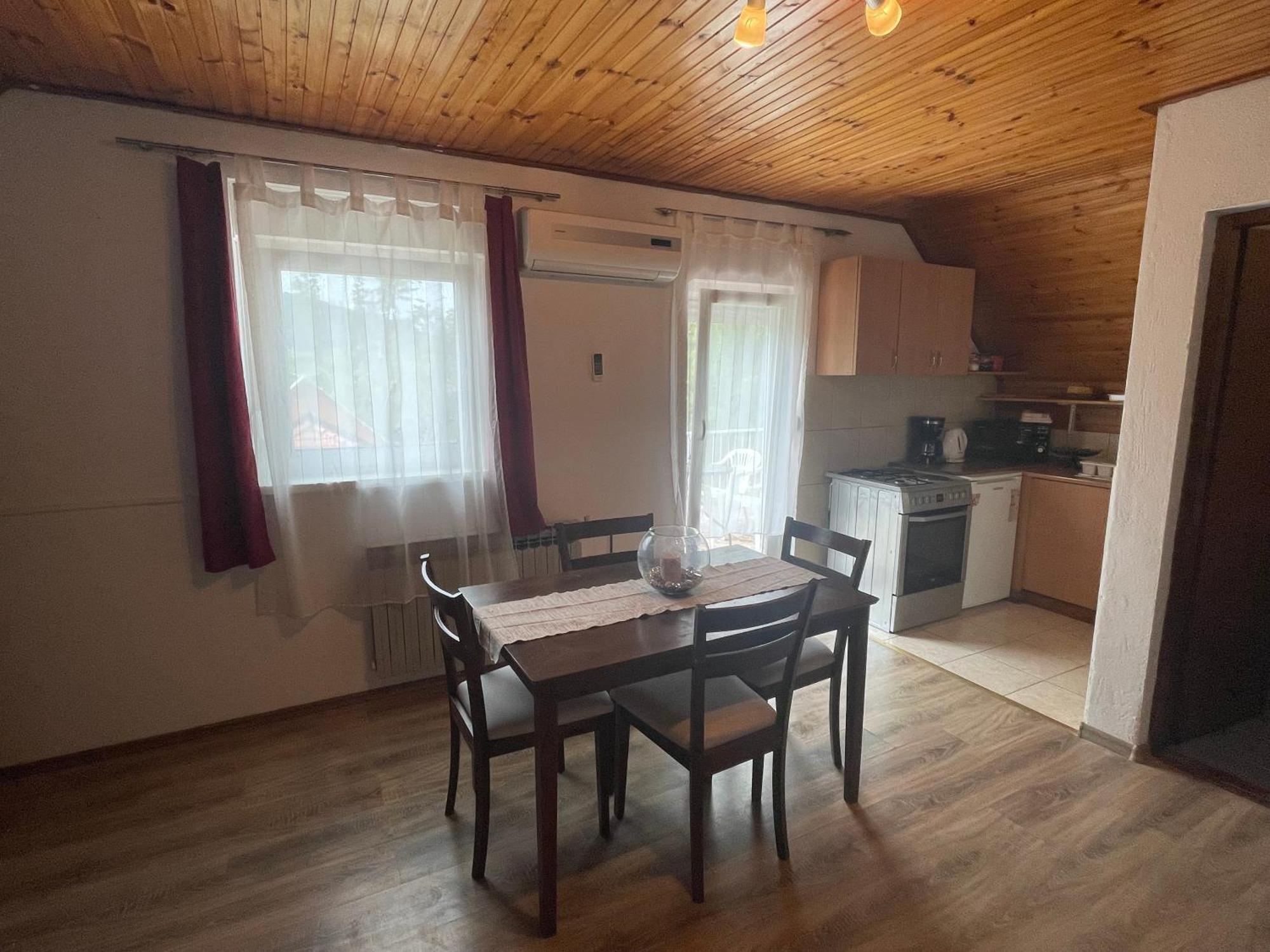 Apartments With A Parking Space Smoljanac, Plitvice - 12345 Rum bild